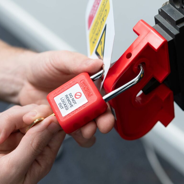 Martindale LOK5 MCB Large Red Isolation Lock – Martindale Electric